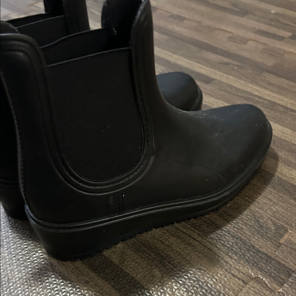 Women's Black Waterproof Chelsea wedge Boots